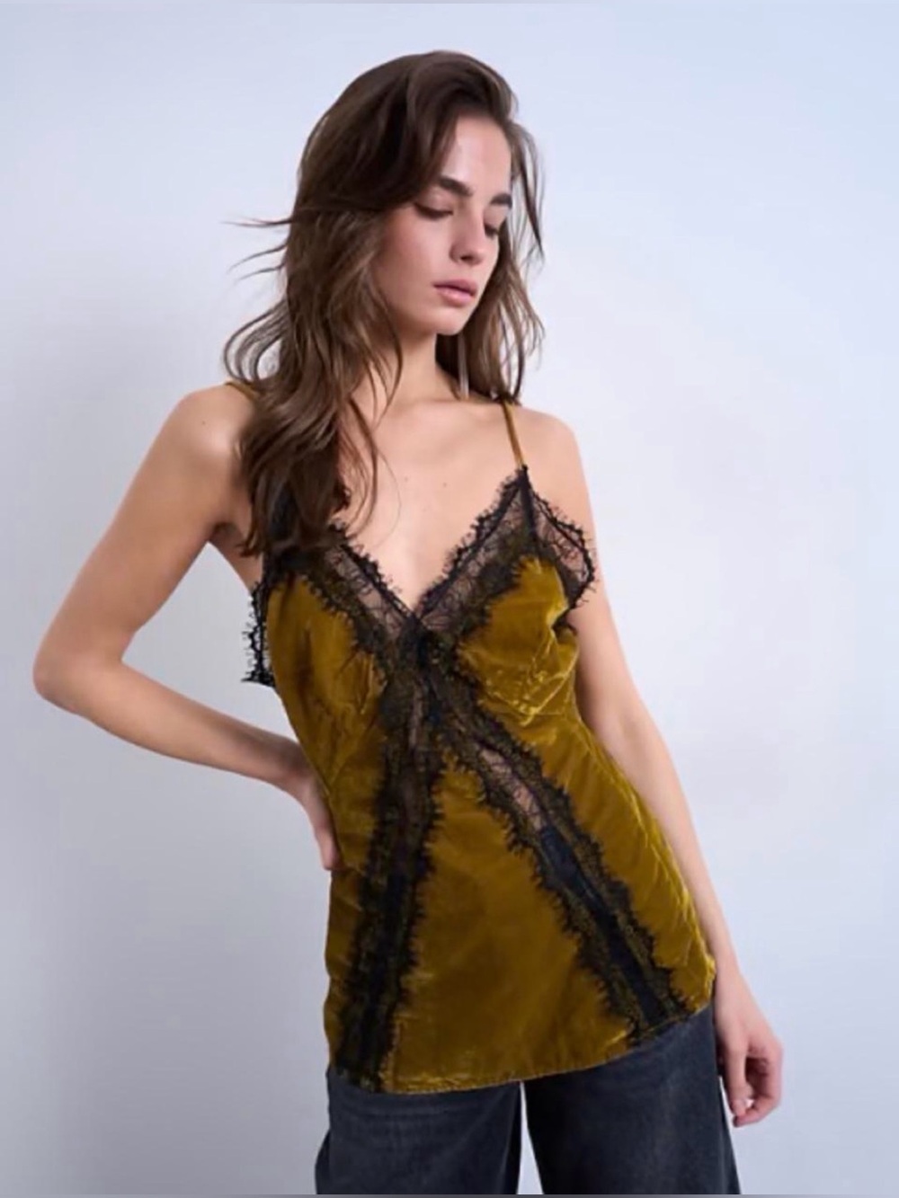 Topshop Velvet Lace Cami Top Women’s US 8 Mustard Gold Black Lace NWT